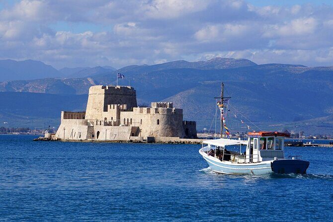 An exciting exploration of Peloponnese at ancient Corinth, Mycenae and Nafplio - Nafplio: lunch break and a more relaxed finish