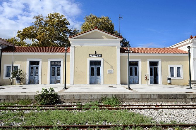 Ancient Olympia and Pyrgos Walking Tour including Private Escort - What Pyrgos adds to the day