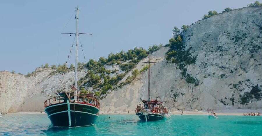 Argostoli: Full-Day Boat Trip with Lunch & Wine - From the main harbor: boarding Queen Bee in Argostoli