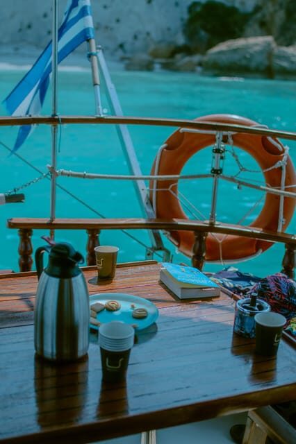 Argostoli: Full-Day Boat Trip with Lunch & Wine - Food and drinks: what’s included, what costs extra, and why the value is solid