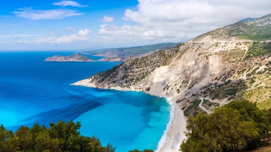 Argostoli: Melissani & Drogarati Cave Tour with Wine Tasting - Should you book this Argostoli shore excursion?