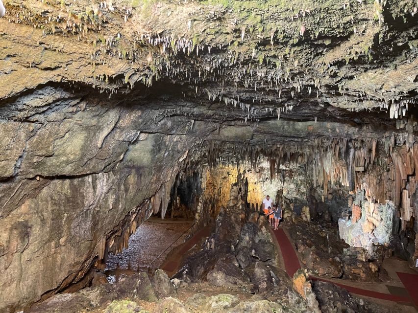 Argostoli: Melissani Lake, Drogarati Cave, and Myrtos Beach - Drogarati Cave: 118 steps to 150-million-year stalactites