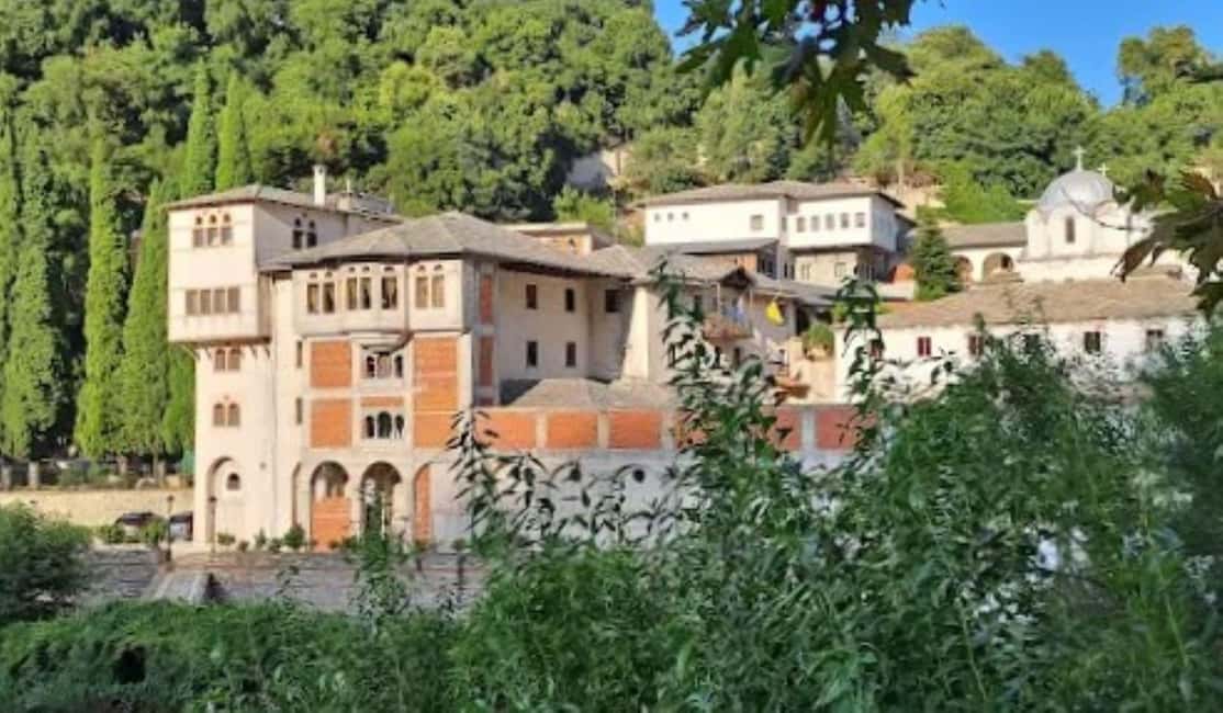 Argostoli Walking Tour - The Town's Tale on Foot - Vallianou Square, Argostoli’s social center