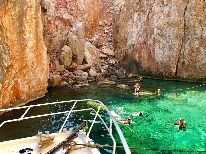 Astypalea: Day Cruise to Koutsomitis & Kounoupes with Lunch - Food, drinks, and comfort on Merillo