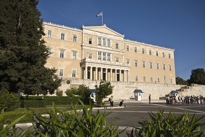Athens, Acropolis and The New Acropolis Museum on a bus tour - Guides, group size, and keeping the morning on track