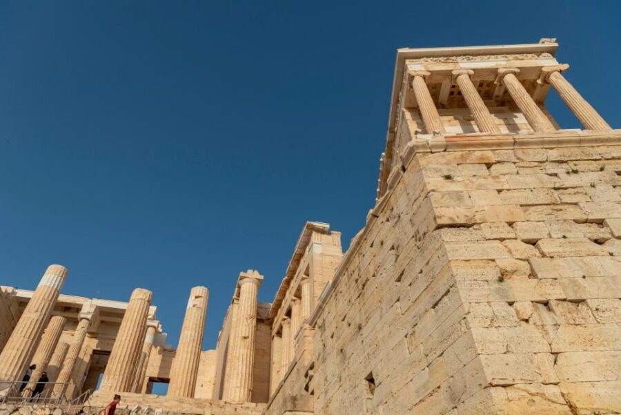 Athens: Acropolis FULLY PRIVATE Tour with Licensed Guide - Odeon of Herodes Atticus and the slow exhale of the descent