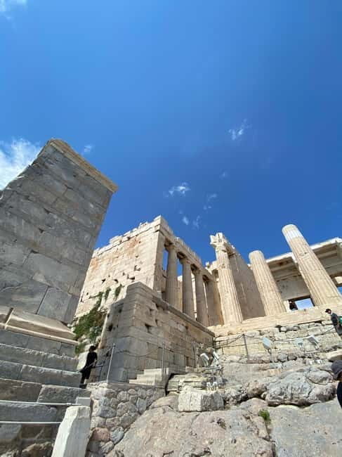 Athens: Acropolis Guided Tour with Skip-The-Line Tickets - Skip-the-line security and the simple meeting point
