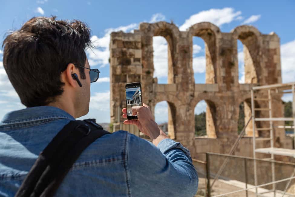Athens: Acropolis Self-Guided Audiovisual Tour w/ 3D Models - The Propylaia and the approach to the summit