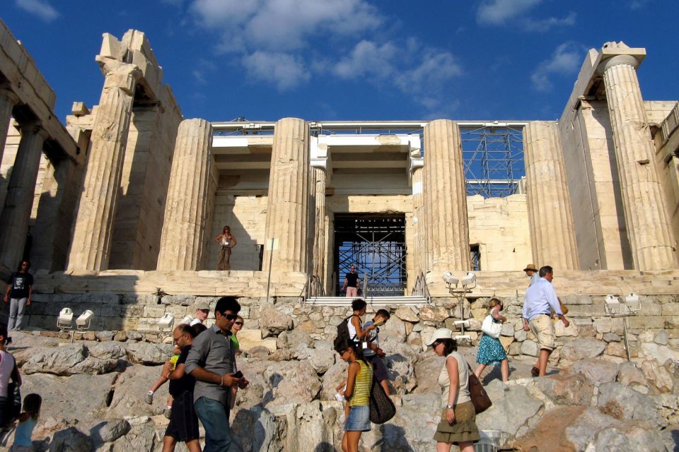 Athens: Acropolis with Museum, Guided Tour & Greek Lunch - Greek lunch near the museum