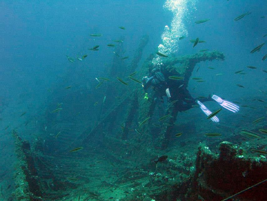 Athens: Adventure Dives in Nea Makri for Certified Divers - The shore option for a calmer session