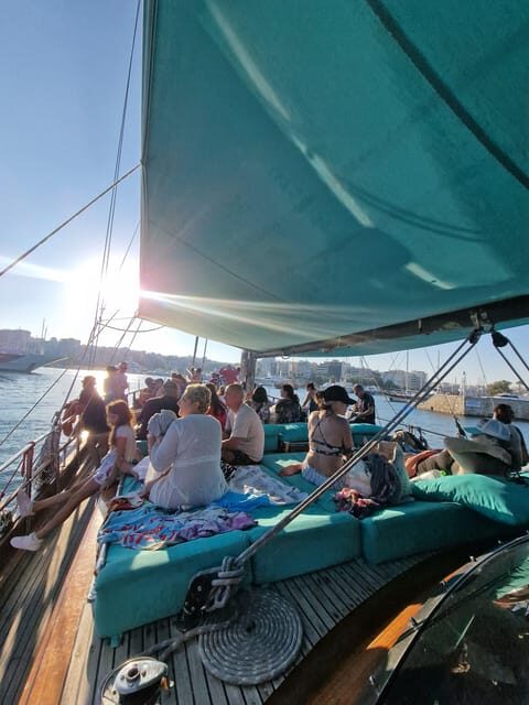 Athens: Agistri, Metopi & Aegina Cruise with Meals & Drinks - Aegina town break: pistachios, seaside wandering, and ancient ruins nearby