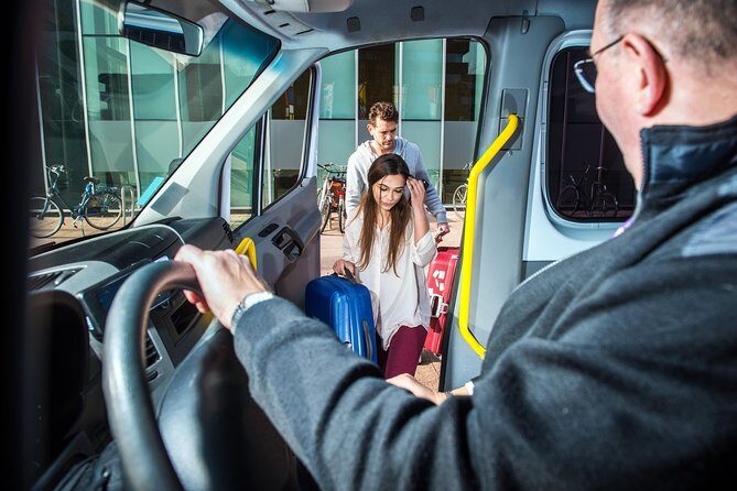 Athens Airport Departure Transfer – From Hotel to Airport - Hotel pickup in Athens: getting to the car without stress