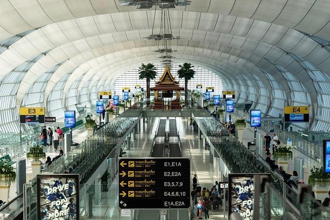 Athens Airport Private Transfer Pick up-Drop Off - What the car and driver service are like