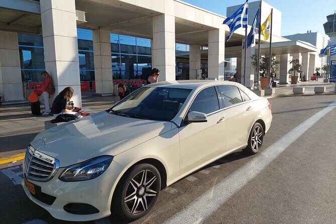 Athens Airport to Athens Hotels Private Transfer with Meet&Greet - Mercedes Sedan or MiniVan: Getting the Right Car for Your Group
