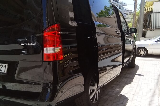 Athens Airport Transfers Hilton,Novotel,Crown Plaza,Marriot,Radisson Blue,Divani - A calm start at Athens International Airport