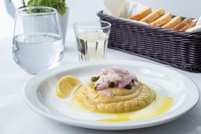 Athens: Around Greece in 5 Dishes: Dinner, Theater & Music - Wine and pacing: why the meal feels generous, not tiring
