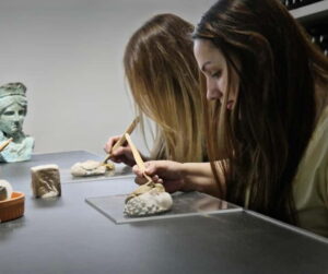 Athens: Be an Ancient Sculptor: Craft Your Greek Masterpiece - The Ancient Room: symposium atmosphere and why wine is part of the art