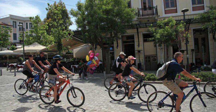 Athens: Bike Tour of Athens Historical Centre - National Garden to Panathenaic Stadium: easing into Athens on two wheels