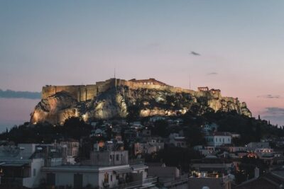 Athens By Night 4 Hours Open Tour - Thirty minutes at Mikrolimano
