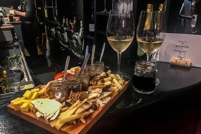 Athens by Night: Small Group Sightseeing with Drinks and Food Tasting - Psyrri After Dark: Iroon Square, Meze, and Music Streets