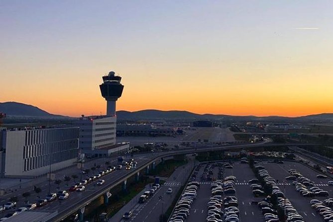 Athens center-Athens airport (Athens airport -Athens center) - Air-conditioning and WiFi on a hot arrival day
