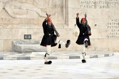 Athens City of Rebellion Private Walking Tour - The Ottoman past at Tzisdarakis Mosque