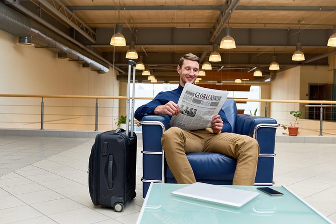Athens City to Athens Airport Private Transfer - The Vehicle and Four-Bag Limit