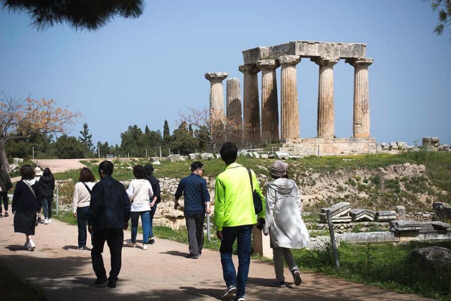 Athens: Corinth Canal, Mycenae & Nafplio Premium Guided Tour - Nafplio’s Old Town and Coastline: Venetian and Ottoman Streets With Limited Time