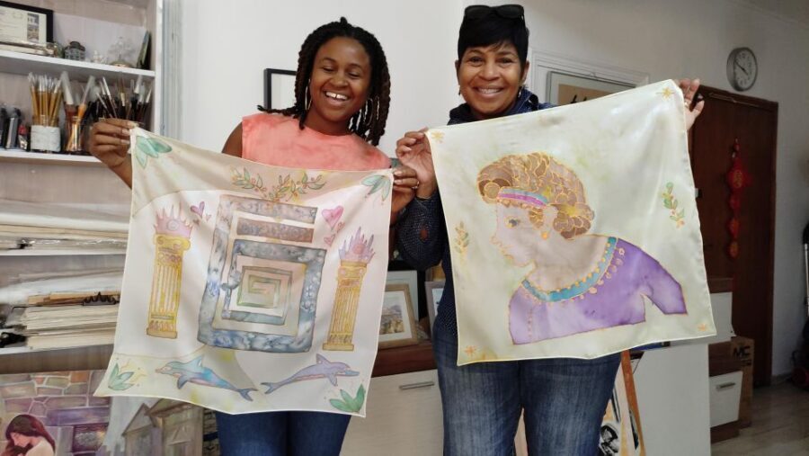 Athens: Create your own Greek Silk Scarf Souvenirs - Athens Silk Painting: Why This Makes a Better Souvenir