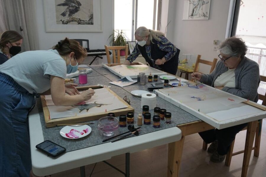 Athens: Create your own Greek Silk Scarf Souvenirs - Price and value: why $88 is more than a craft ticket