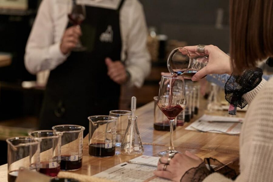 Athens: Create Your Own Wine-Workshop under the Acropolis - The included Greek food makes the tasting feel easy