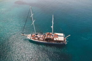 Athens: Cruise to Agistri, Moni & Aegina with Lunch & Drinks - Agistri Island: calm beaches, village walks, and the e-bike option