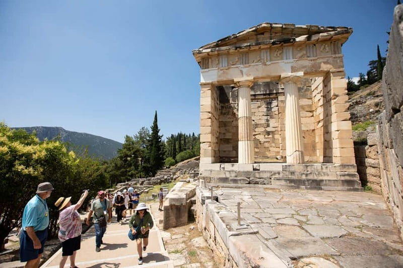 Athens: Delphi Day Tour with Museum & Arachova Village Visit - Coach ride from Athens (Athanasiou Diakou 26) and how the 10-hour schedule works