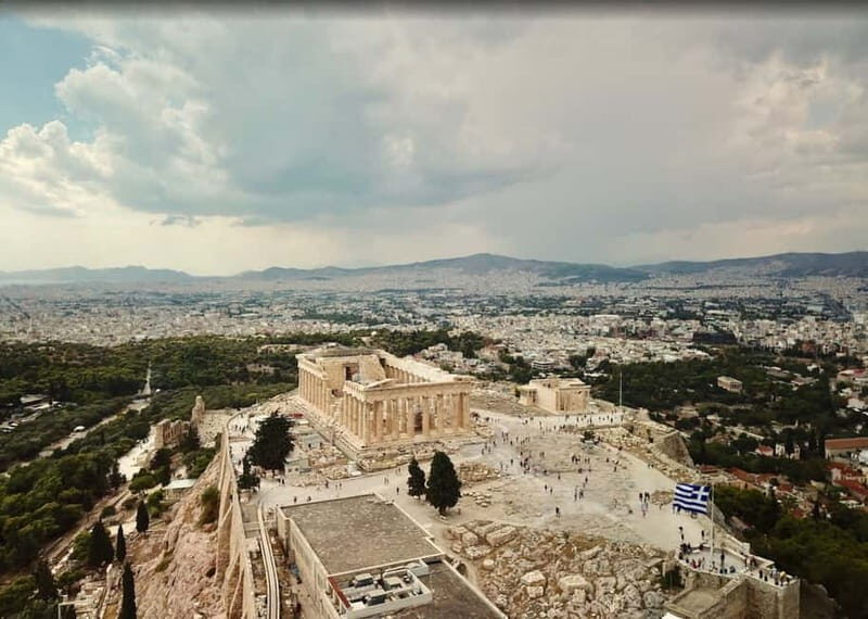 Athens: Discover Acropolis and Parthenon on a Guided Tour - Propylaea and Temple of Athena Nike: Viewpoints that teach you how to look