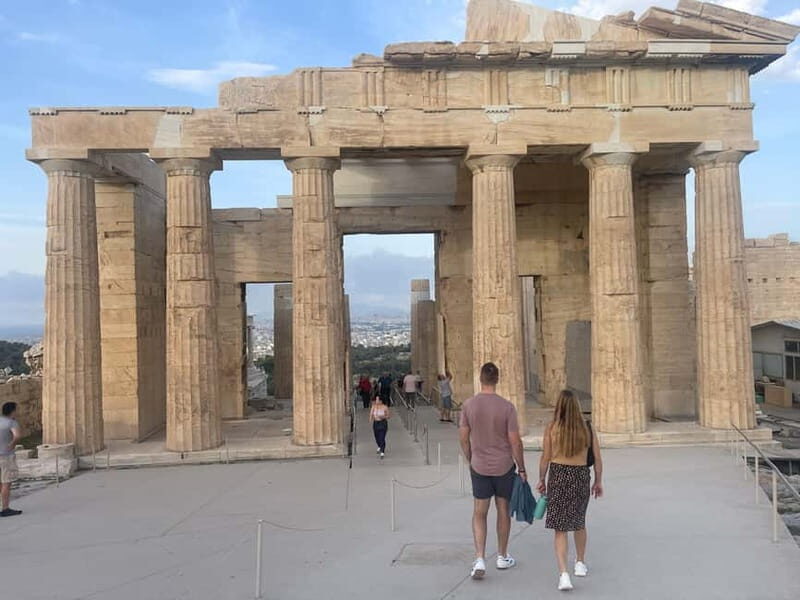 Athens: Discover Acropolis and Parthenon on a Guided Tour - Tour pacing, groups, and what to do to hear everything