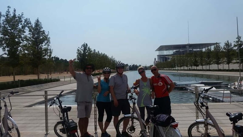 Athens: Electric Bike Seaside Tour with Guide - Key highlights you’ll feel right away