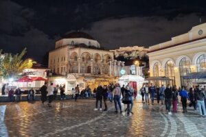 Athens Evening Food Tour - Monastiraki at Night: Souvlaki or Gyros and Old Athens Views