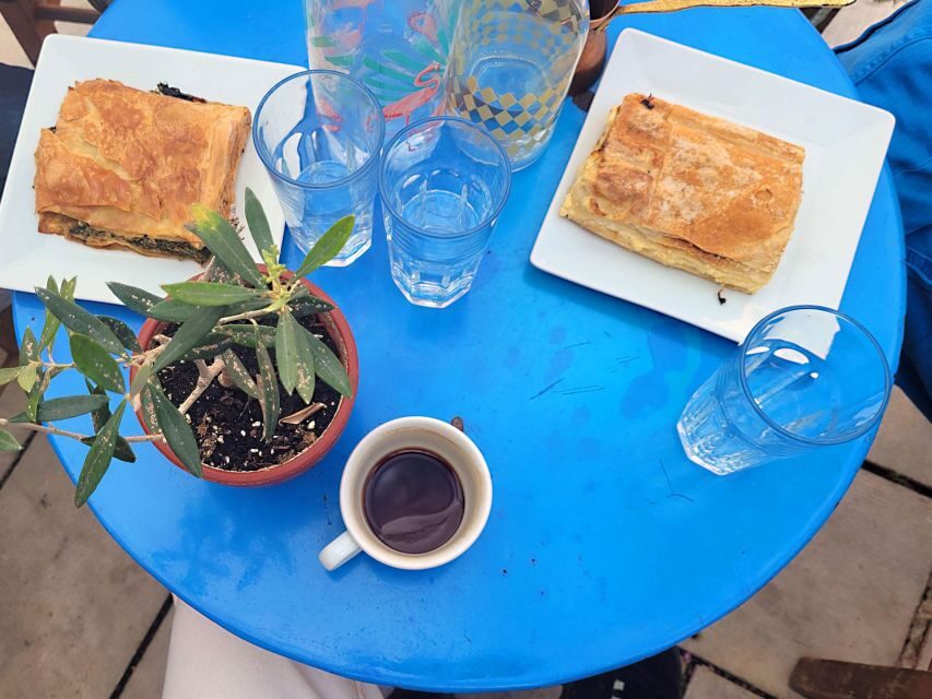 Athens: Family Mythology Treasure Hunt and Tour - Myth Turns Plaka Into a Two-Hour Treasure Hunt