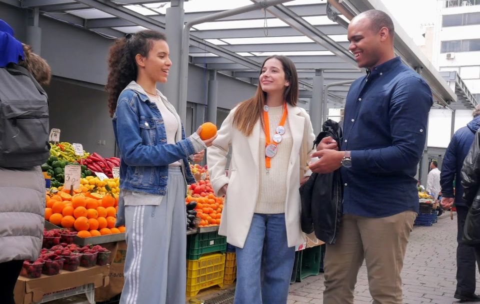 Athens: Food Tasting Tour in Plaka with Central Market Visit - Plaka’s lanes, chapels, and photo stops