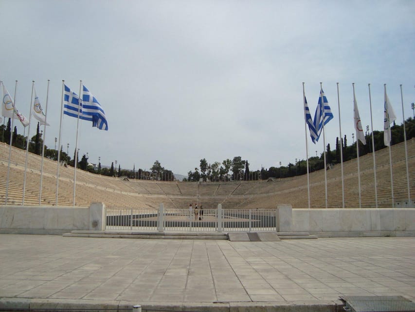 Athens Full-Day Private Tour - Lunch at Mikrolimano changes the pace