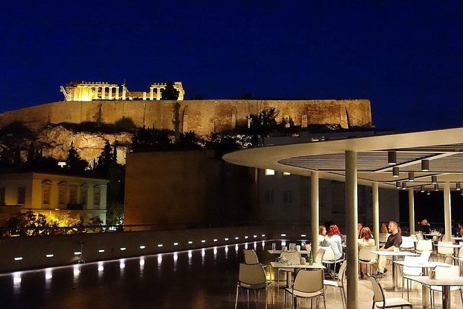 Athens Greece Night Tour - Parliament and the evzones at night