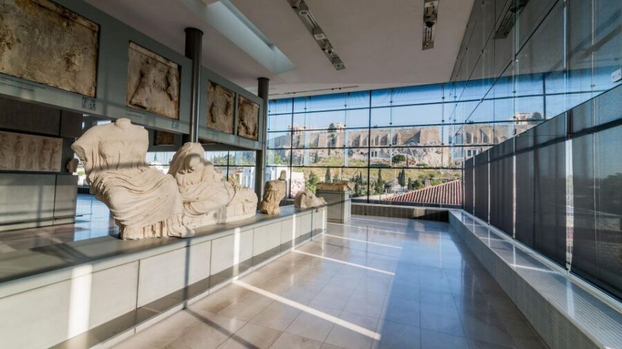 Athens: Half-Day Sightseeing Tour with Acropolis Museum - Guides, Group Size, and the Pace on Busy Days