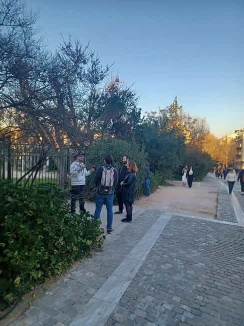Athens: Horror Mythology Evening Tour with a Guide - Meeting Point and First Minutes: Where the Story Starts