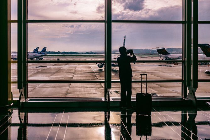 Athens Hotels To Athens AirPort Private Luxury Transfer Service - The Mercedes ride: comfort features that actually help