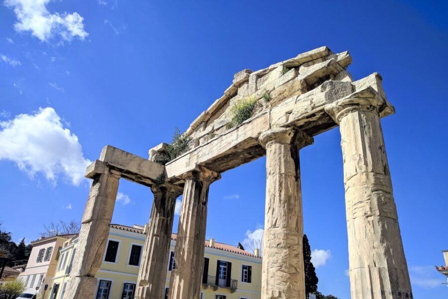 Athens Instagram Tour: The Most Scenic Spots - Anafiotika: the hillside neighborhood that photographs like a memory
