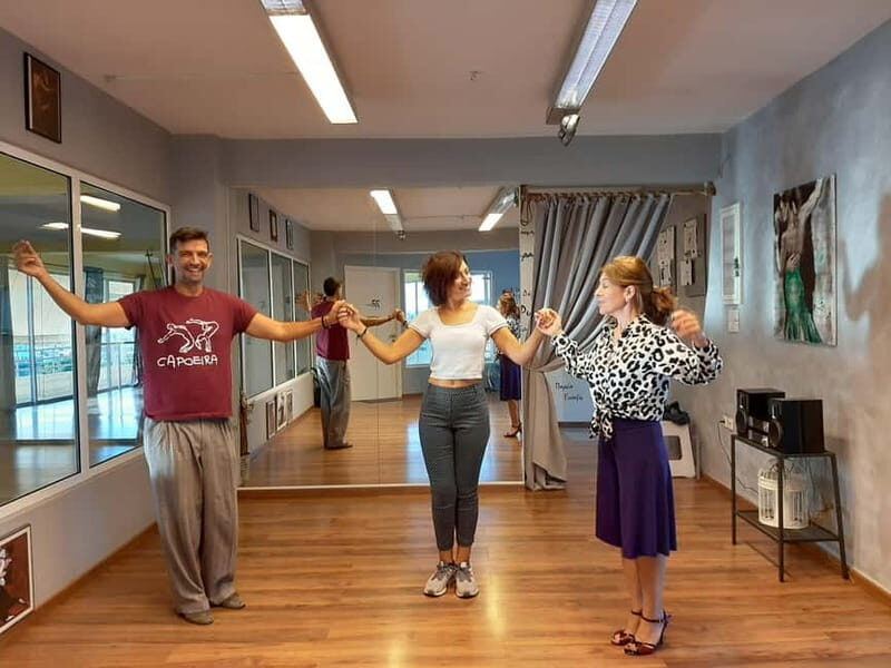 Athens: Learn the Greek Dances with Sweet Treat - Key things that make this class worth your time