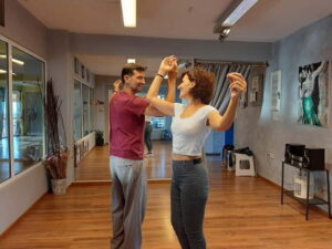 Athens: Learn the Greek Dances with Sweet Treat - What you’ll learn: from Greek dance basics to a full routine