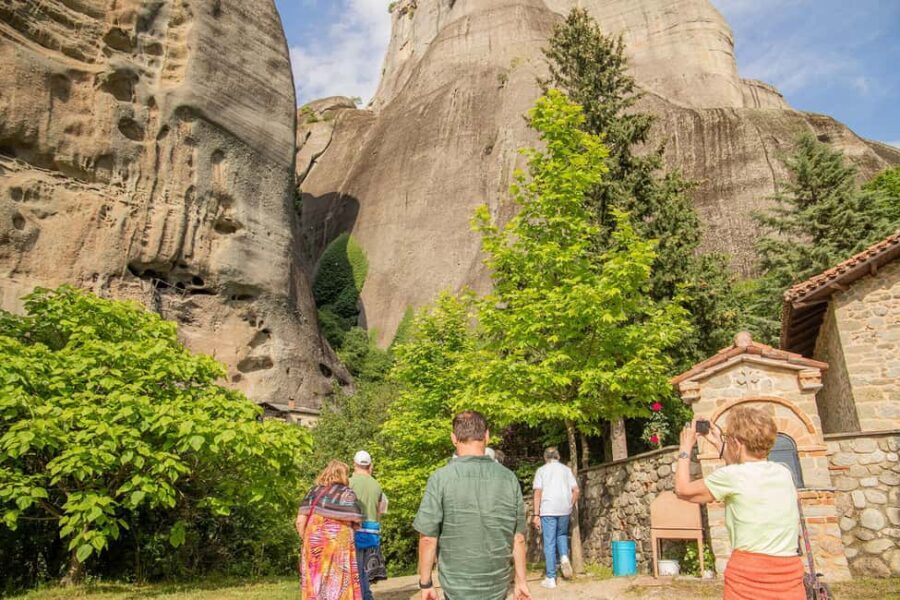 Athens: Meteora Monasteries, Hermit Caves & Seaside Escapes - The Early Coach Ride: Timing, comfort, and staying sane on the road