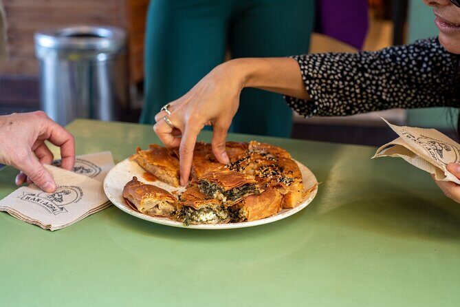 Athens Morning Food & Drinks Tour: A Bite from the Acropolis - Good morning Athens: why this 3-hour walk hits the sweet spot