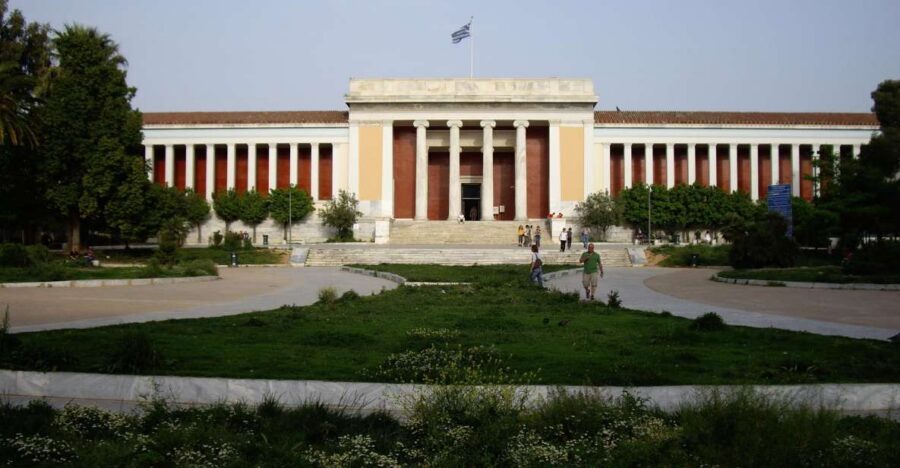Athens: National Archaeological Museum Private Guided Tour - Why the National Archaeological Museum feels different in person